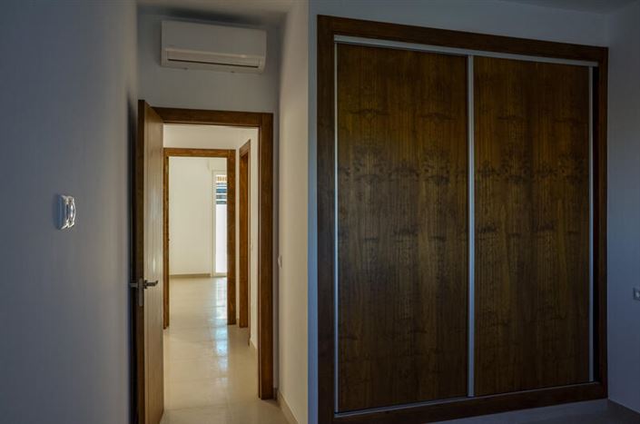 Image No.10-4 Bed Villa for sale