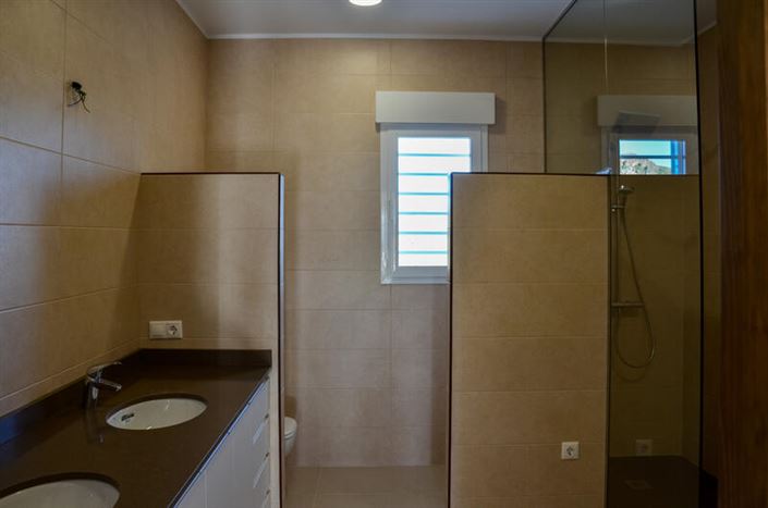 Image No.14-4 Bed Villa for sale