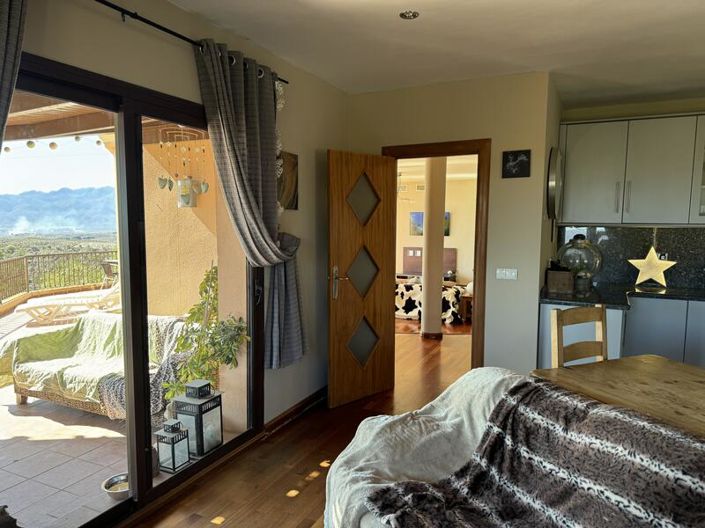 Image No.27-5 Bed Villa for sale