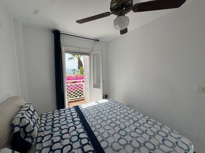 Image No.37-3 Bed Townhouse for sale