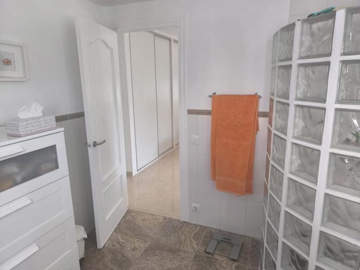 Image No.31-3 Bed Villa for sale