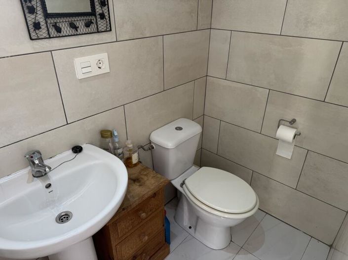 Image No.23-2 Bed Apartment for sale