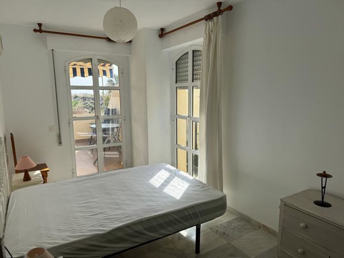 Image No.30-2 Bed Apartment for sale