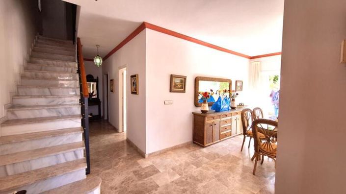 Image No.43-4 Bed Villa for sale