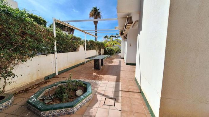 Image No.9-4 Bed Villa for sale