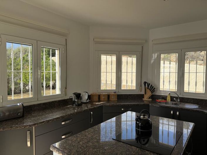 Image No.23-Villa de 4 chambres à vendre à Bédar