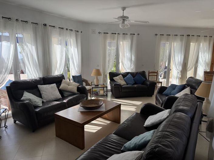 Image No.47-Villa de 4 chambres à vendre à Bédar