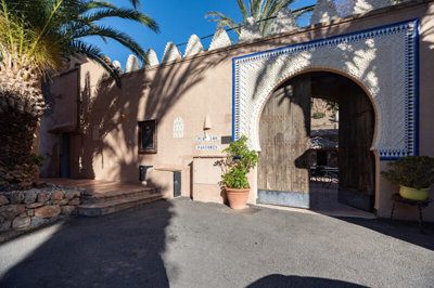 c888-commercial-property-for-sale-in-cabrera-