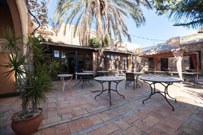 c888-commercial-property-for-sale-in-cabrera-