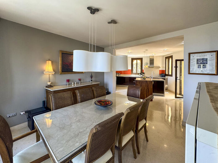 Image No.12-4 Bed Villa for sale