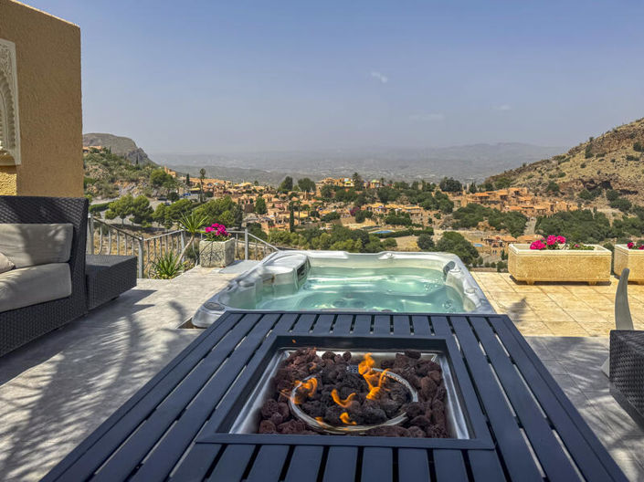 Image No.52-4 Bed Villa for sale