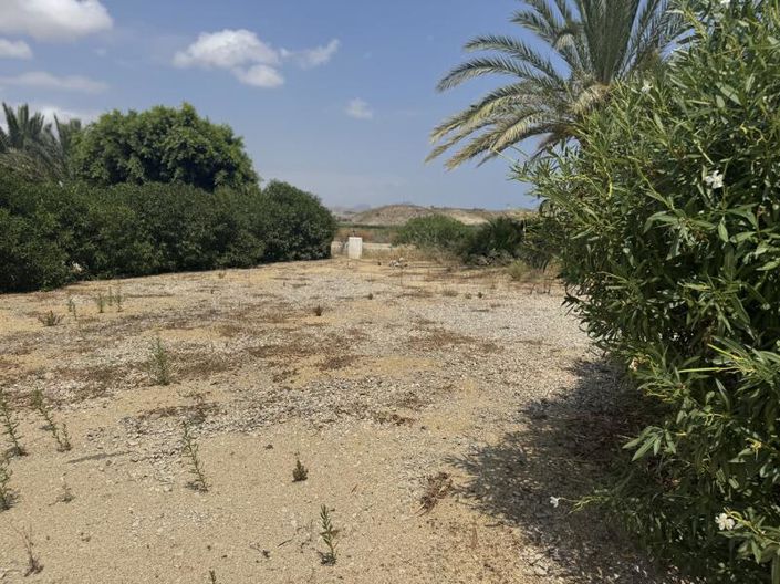 Image No.20-5 Bed Property for sale