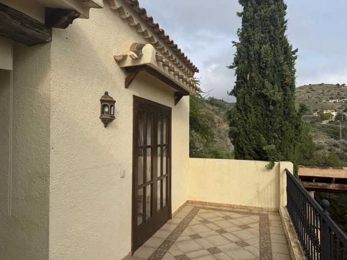 Image No.31-4 Bed Villa for sale