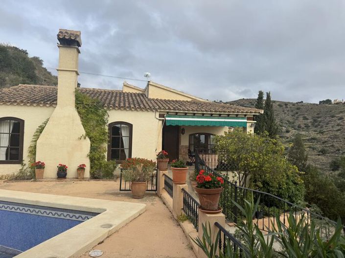 Image No.52-4 Bed Villa for sale