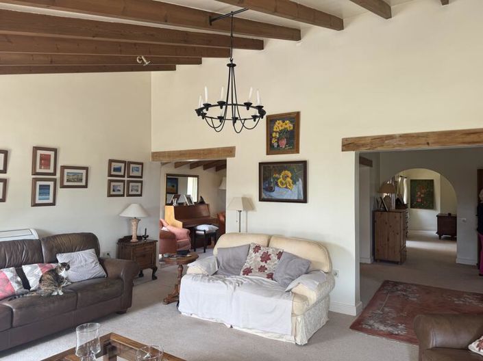 Image No.57-4 Bed Villa for sale