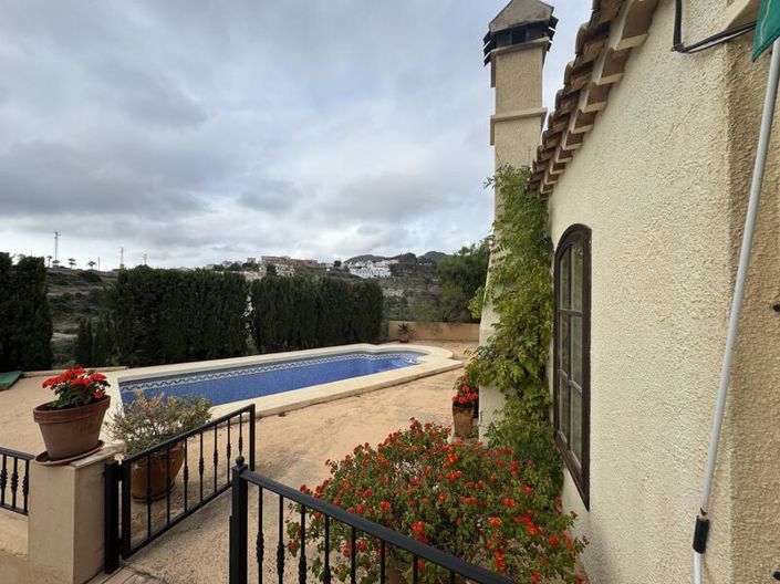 Image No.6-4 Bed Villa for sale