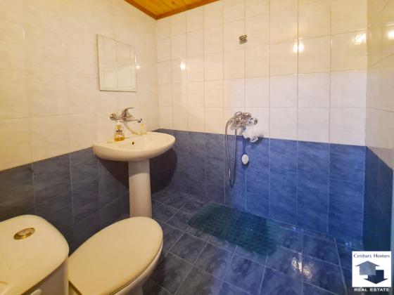 Image No.11-6 Bed House for sale