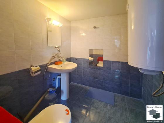 Image No.15-6 Bed House for sale