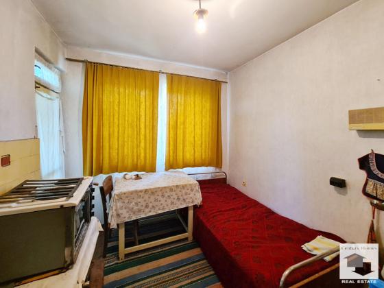 Image No.4-2 Bed House for sale