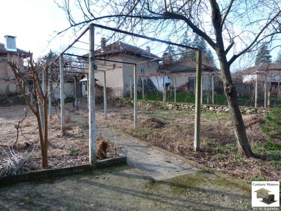 Image No.18-2 Bed House for sale