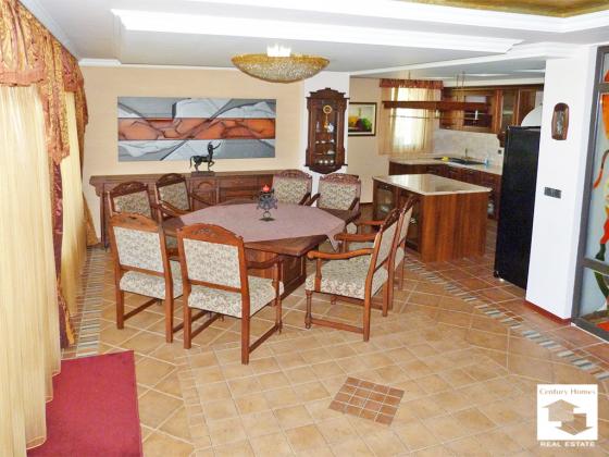 Image No.11-5 Bed House for sale