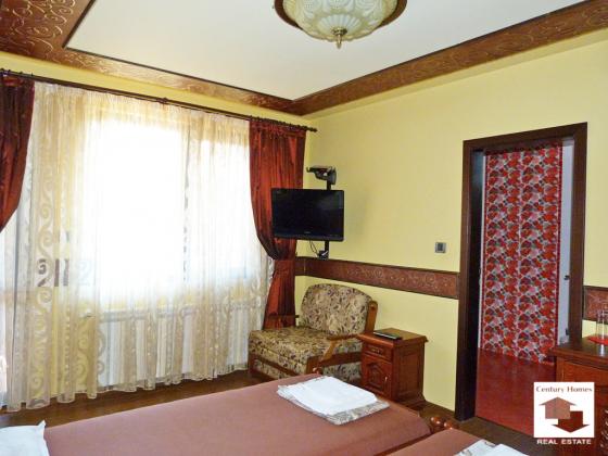 Image No.24-5 Bed House for sale