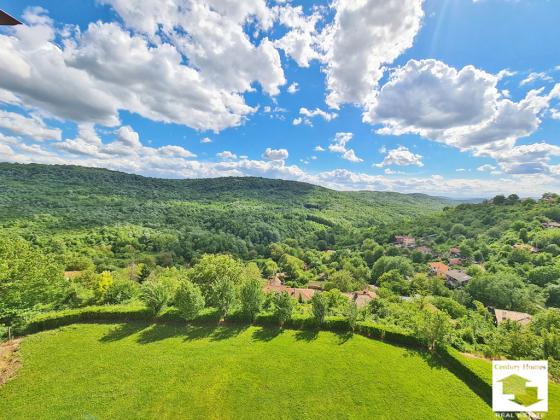 Image No.35-5 Bed House for sale