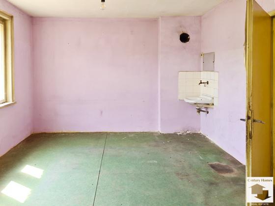 Image No.6-3 Bed House for sale