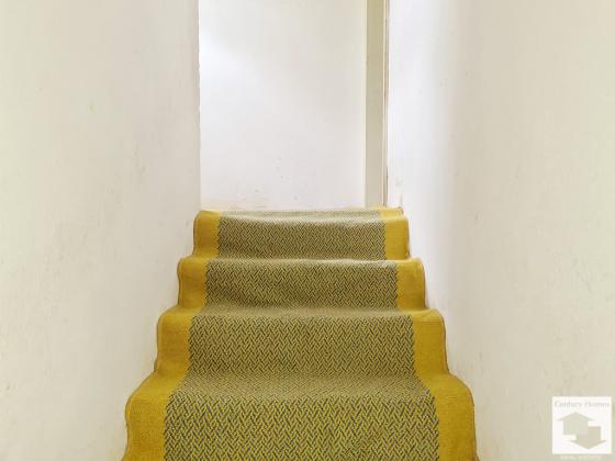 Image No.9-3 Bed House for sale