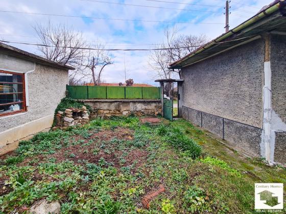 Image No.18-3 Bed House for sale