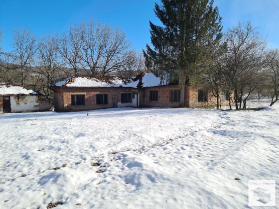 Image No.14-8 Bed House for sale