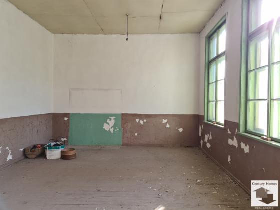 Image No.4-8 Bed House for sale