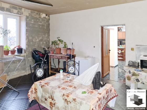 Image No.8-3 Bed House for sale