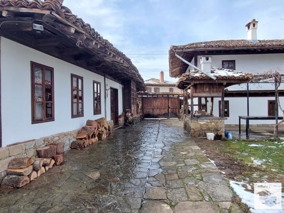 Image No.6-Maison de 13 chambres à vendre à Veliko Tarnovo