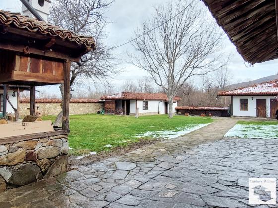Image No.8-Maison de 13 chambres à vendre à Veliko Tarnovo