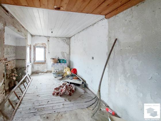 Image No.9-4 Bed House for sale