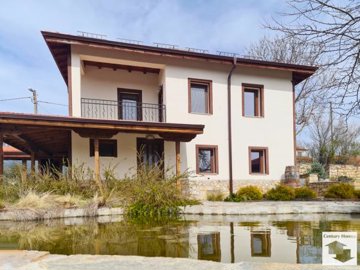 1 - Veliko Tarnovo, House