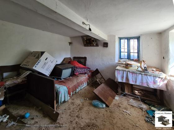 Image No.12-3 Bed House for sale