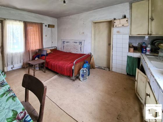 Image No.13-3 Bed House for sale