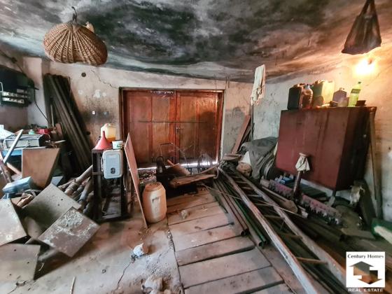 Image No.21-3 Bed House for sale