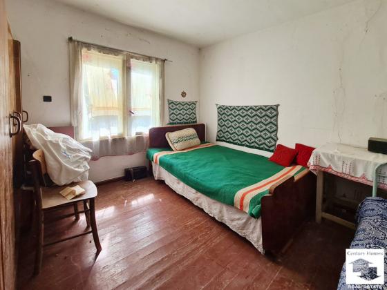 Image No.9-3 Bed House for sale