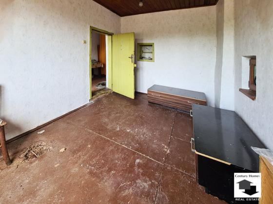 Image No.9-2 Bed House for sale