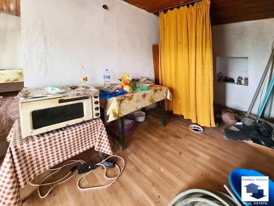 Image No.10-2 Bed House for sale