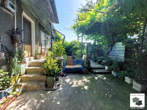 Image No.21-3 Bed House for sale