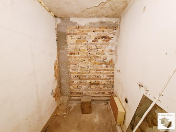 Image No.10-2 Bed House for sale