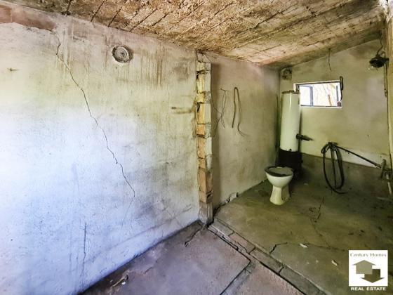 Image No.8-3 Bed House for sale