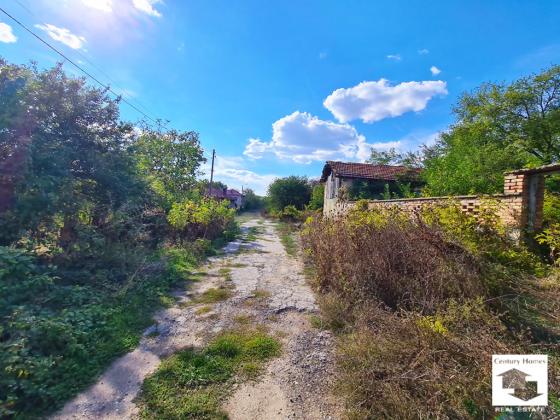 Image No.18-2 Bed House for sale