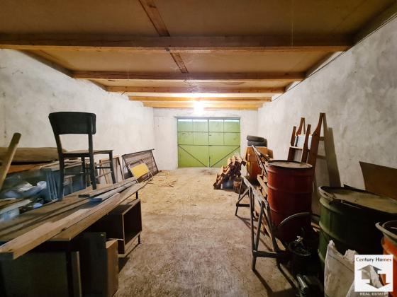 Image No.21-3 Bed House for sale