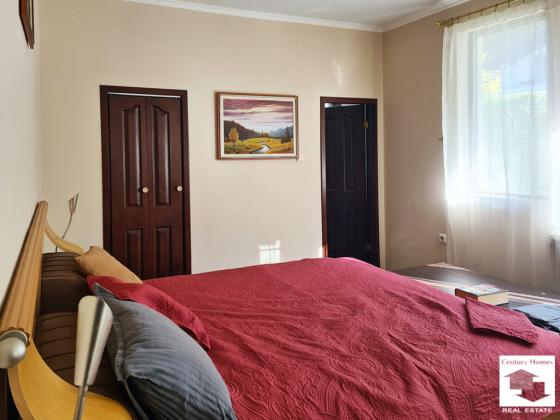 Image No.14-3 Bed House for sale