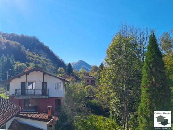 Image No.22-3 Bed House for sale